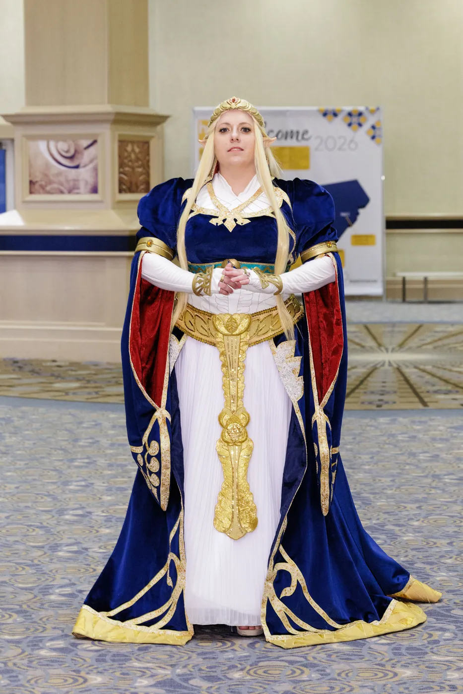 Meow Meow Cosplay as Princess Zelda at the h+h americas Cosplay Competition